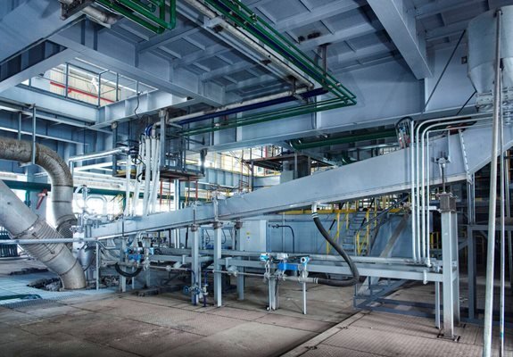 Tangled cables and wires